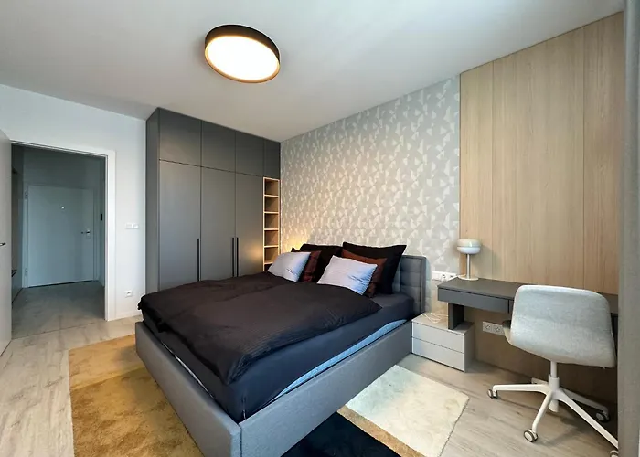 Nivy, Parkovanie, Blizko Centra Apartmán