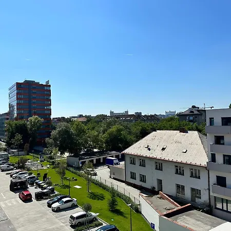 Nivy, Parkovanie, Blizko Centra Bratislava